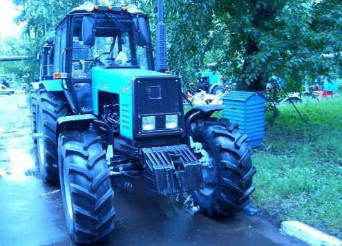 traktor mtz 1221 tekniska egenskaper och enhetsmodell 