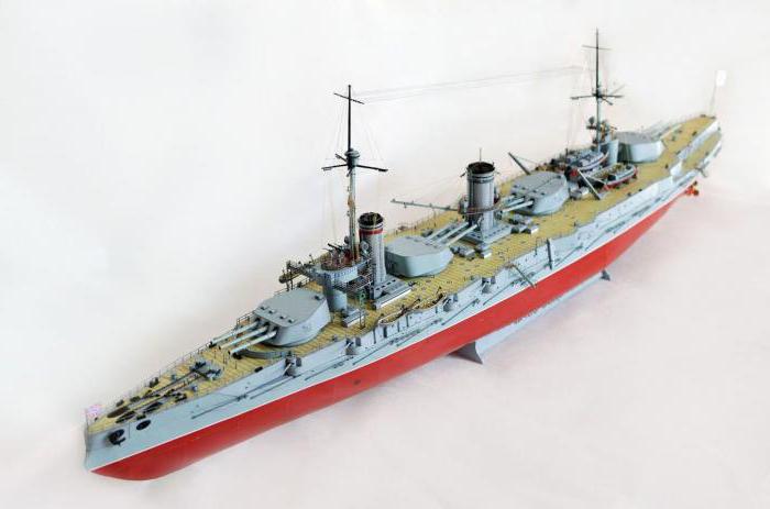csatahajó Petropavlovszk modell 