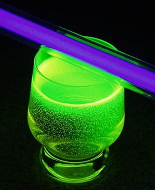how to make a luminous liquid from improvised means