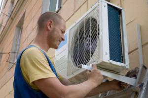 installation d'un climatiseur dans un appartement photo