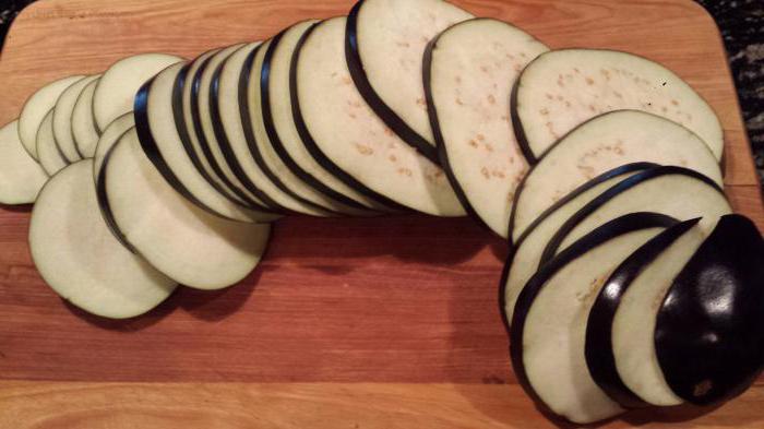 salade aux aubergines, tomates et fromage 