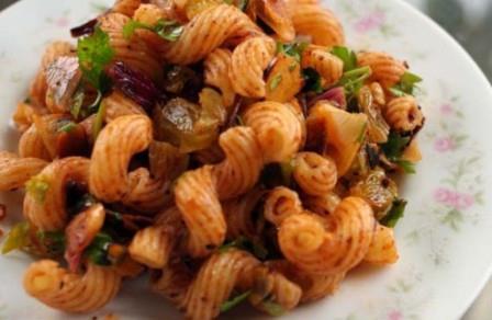 pasta with minced meat in a multivariate