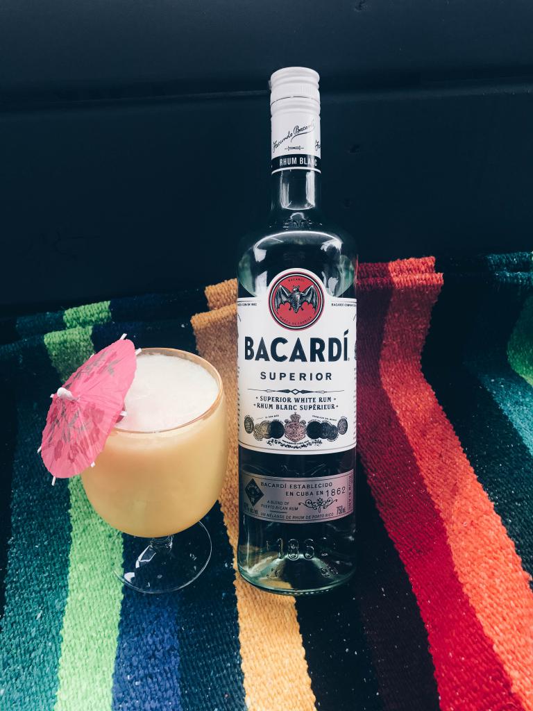 Comment boire correctement le rhum blanc Bacardi