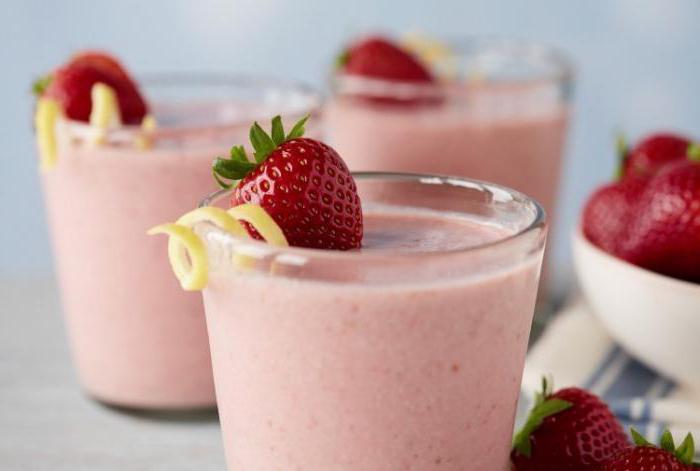 recepti za smoothie od bobica u blenderu