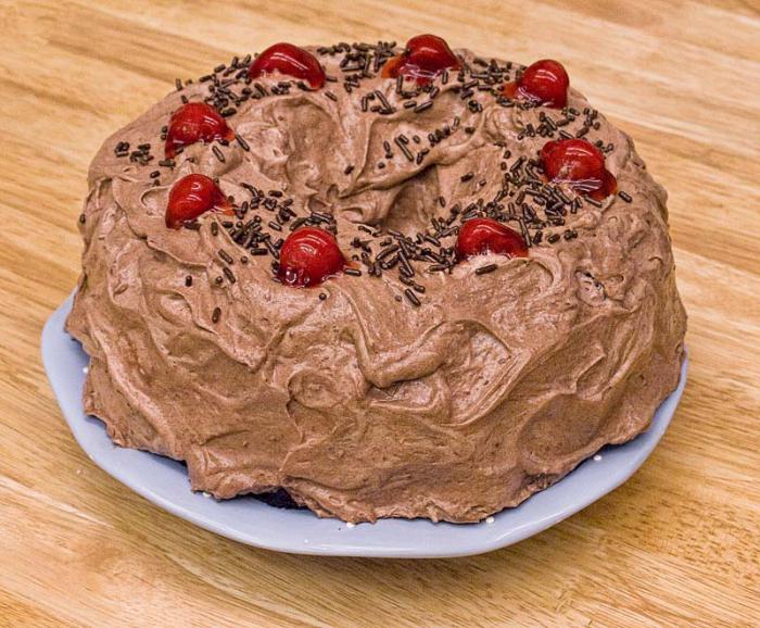 Schokoladen-Kirsch-Kuchen. Foto