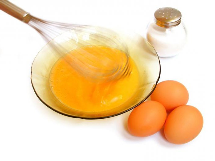 Miešané vajcia s klobásou 