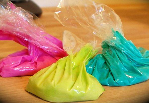 איך לצבוע מלח בצבעים שונים