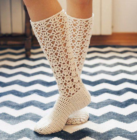 socks with openwork bag