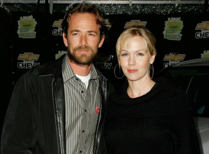 Luke Perry i Jenny Garth