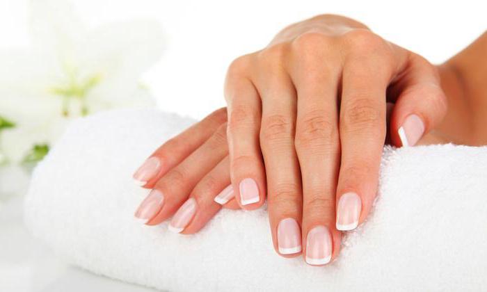 piękny stylowy manicure