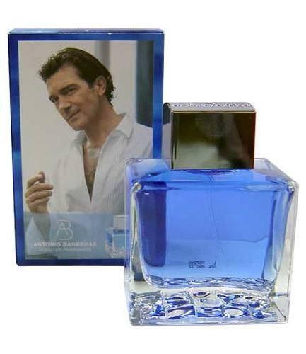 parfém modrý 