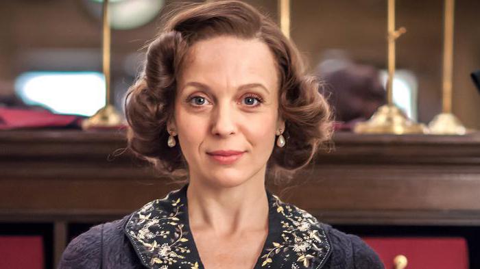 Amanda Abbington 