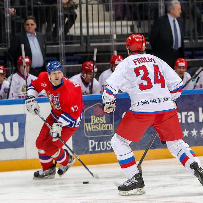 Hokejista Dmitry Frolov 