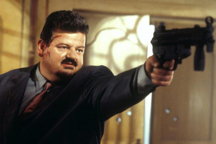 robbie coltrane højde og vægt