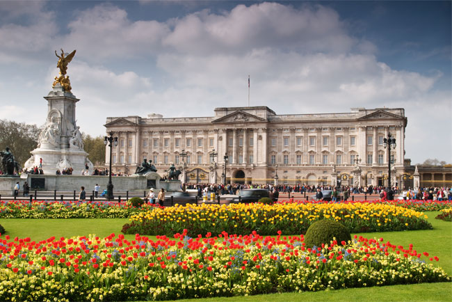 Maailman suurimmat talot (Buckinghamin palatsi)