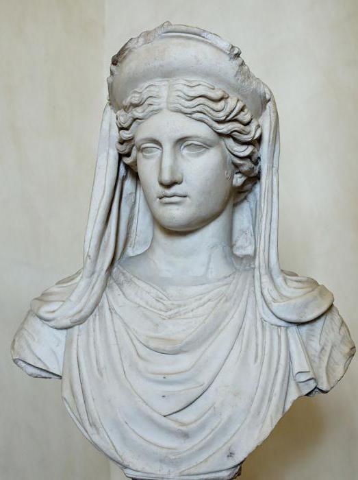 تمثال لإلهة الخصوبة سيريس