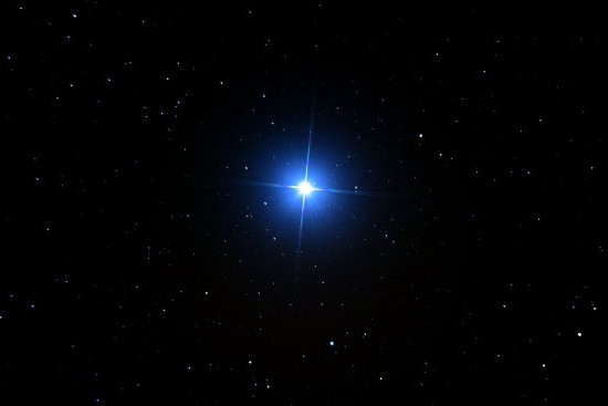 jasná hviezda v súhvezdí orla