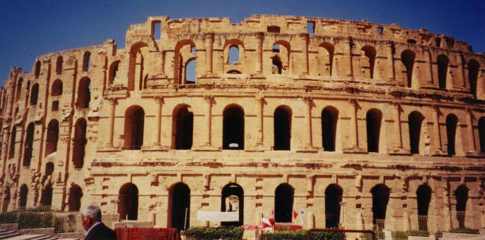 Koloseum v Tunisku El Jem
