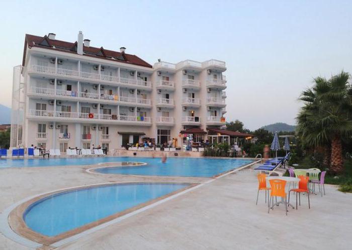 Adalin hotel 4 yorum