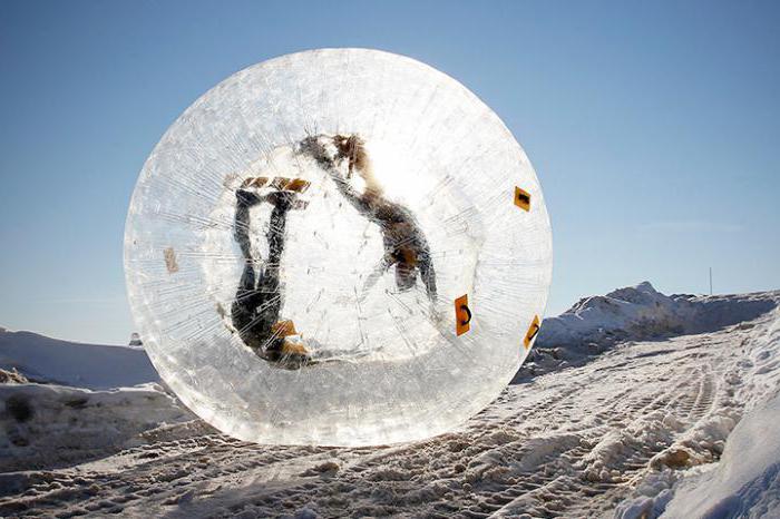 Zorbing télen Moszkvában