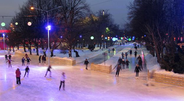 patinaj nocturn la Moscova 