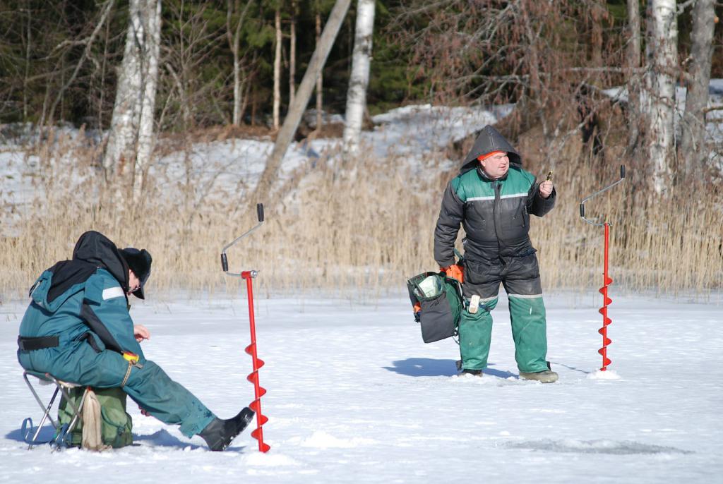 Eisfischen mit Jig