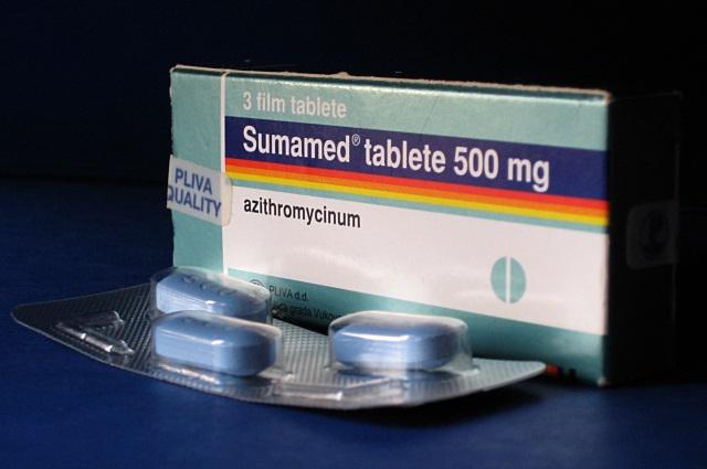 azithromycin หรือ sumamed
