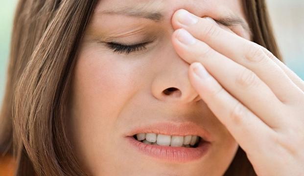 sinusitis symptomen bij volwassenen 